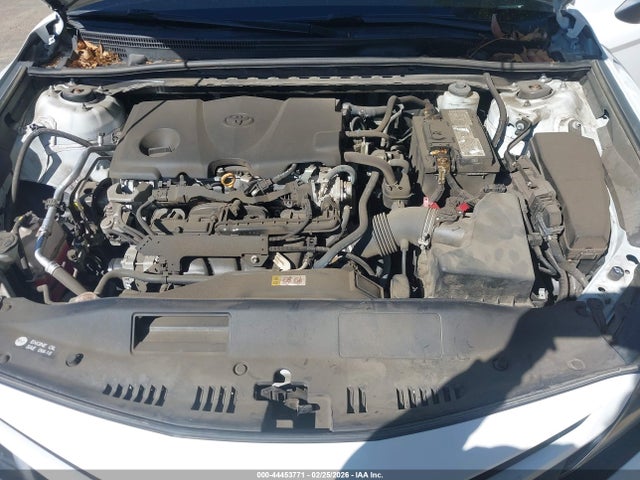 4T1G11AKXNU671074 Toyota CAMRY SE