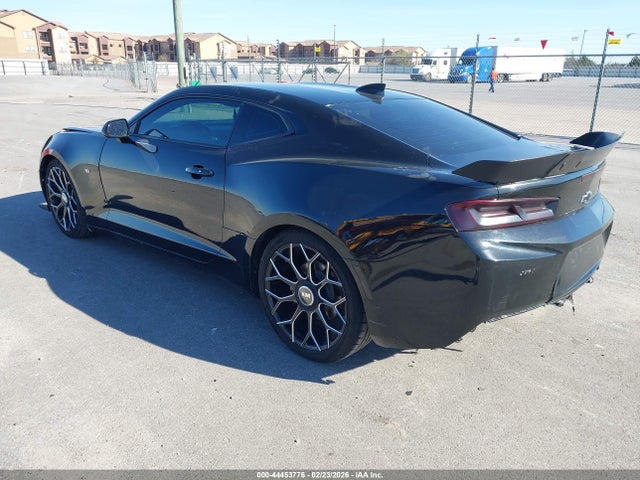2017 CHEVROLET CAMARO 1G1FB1RS8H0175101 Photo 2