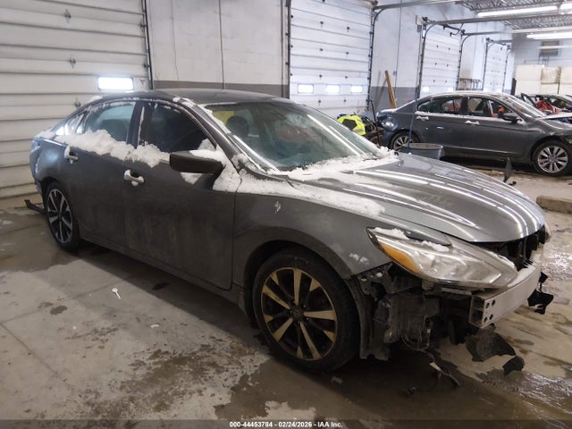Продажа на аукционе авто 2016 Nissan Altima 2.5 Sr, vin: 1N4AL3APXGN332006, номер лота: 44453784