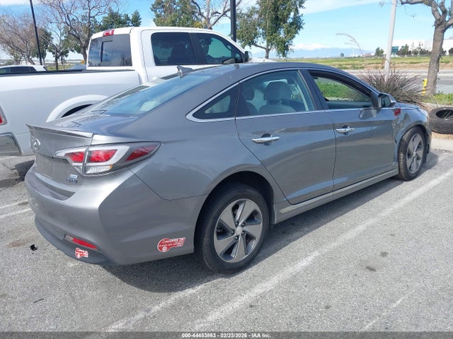 KMHE14L2XHA066130 Hyundai SONATA PLUG-IN HYBRID