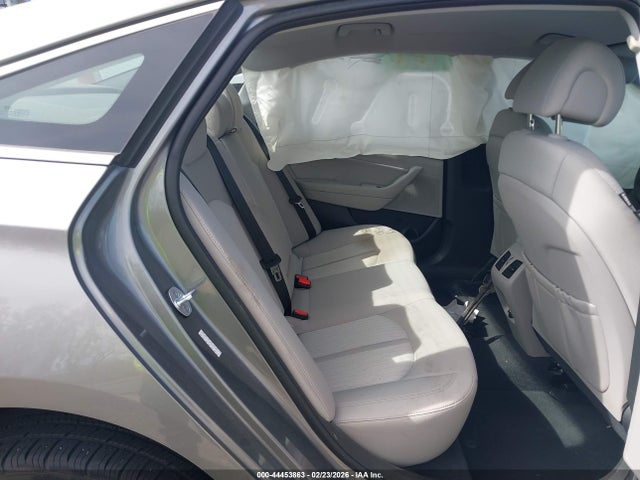 KMHE14L2XHA066130 Hyundai SONATA PLUG-IN HYBRID