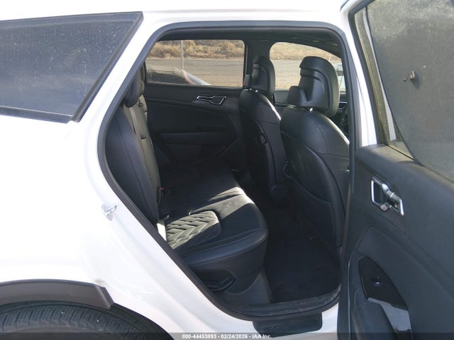 Продажа на аукционе авто 2023 Kia Sportage Plug-in Hybrid X-line, vin: KNDPYDAHXP7049422, номер лота: 44453893