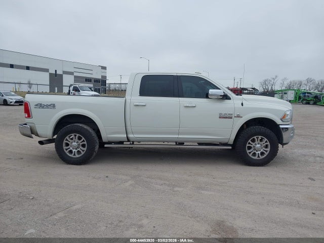 44453920 :رقم المزاد ، 3C6UR5FL5HG720401 vin ، 2017 Ram 2500 Laramie  4x4 6'4 Box مزاد بيع