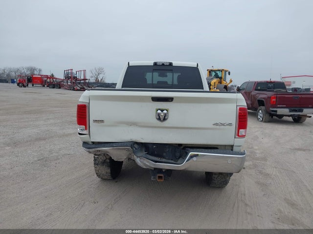 44453920 :رقم المزاد ، 3C6UR5FL5HG720401 vin ، 2017 Ram 2500 Laramie  4x4 6'4 Box مزاد بيع