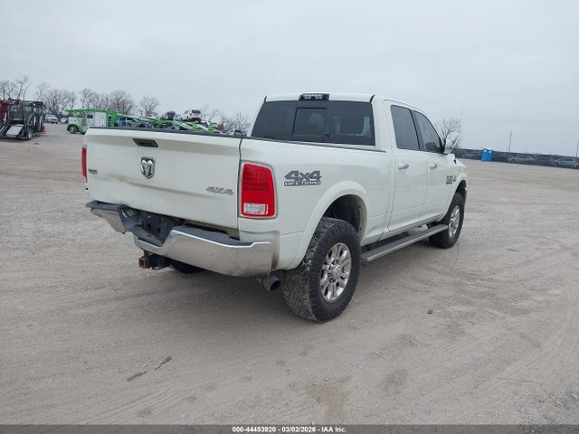 2017 RAM 2500 3C6UR5FL5HG720401 Photo 3