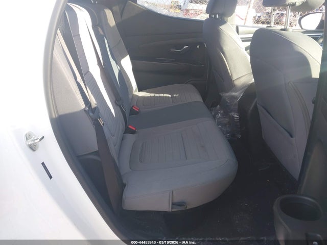 44453940 :رقم المزاد ، 5NTJCDAE3NH013057 vin ، 2022 Hyundai Santa Cruz Sel مزاد بيع