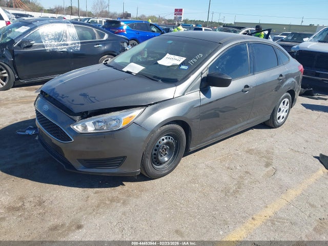 2018 FORD FOCUS 1FADP3E28JL302330 Photo 1