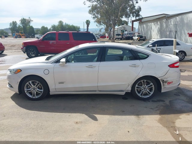 Ford Fusion Energi Titanium 2016 3FA6P0SU2GR320684 Image 14