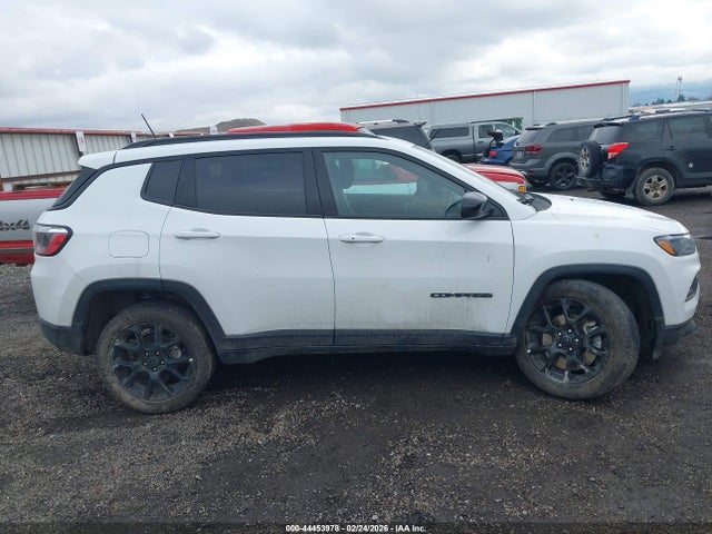 Jeep Compass Latitude 4x4 2025 3C4NJDBN0ST598244 Image 13
