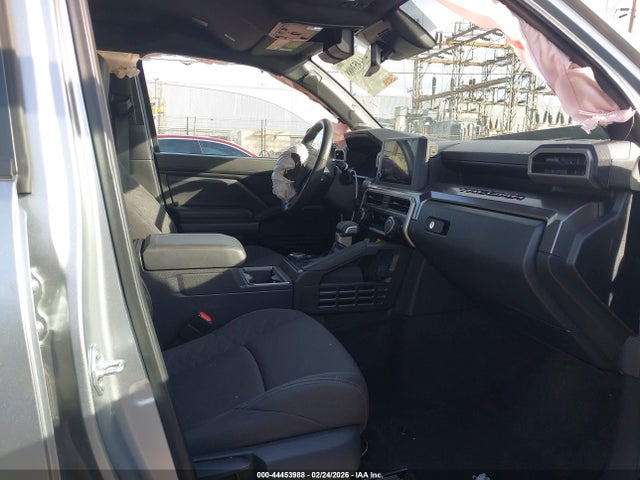 2024 TOYOTA TACOMA 3TMLB5JN2RM002373 Photo 4