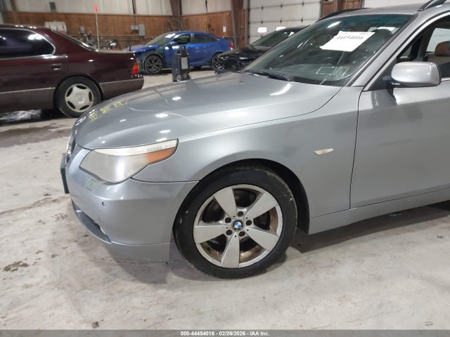2006 Bmw 530xit მანქანა იყიდება აუქციონზე, vin: WBANN73586CN03500, აუქციონის ნომერი: 44454016