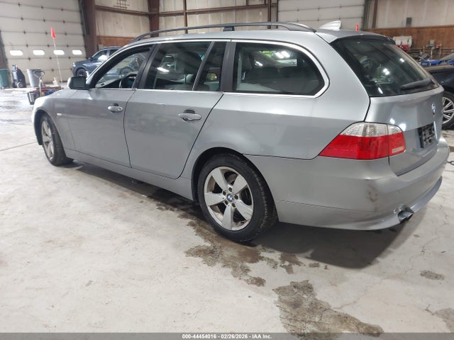 2006 Bmw 530xit მანქანა იყიდება აუქციონზე, vin: WBANN73586CN03500, აუქციონის ნომერი: 44454016