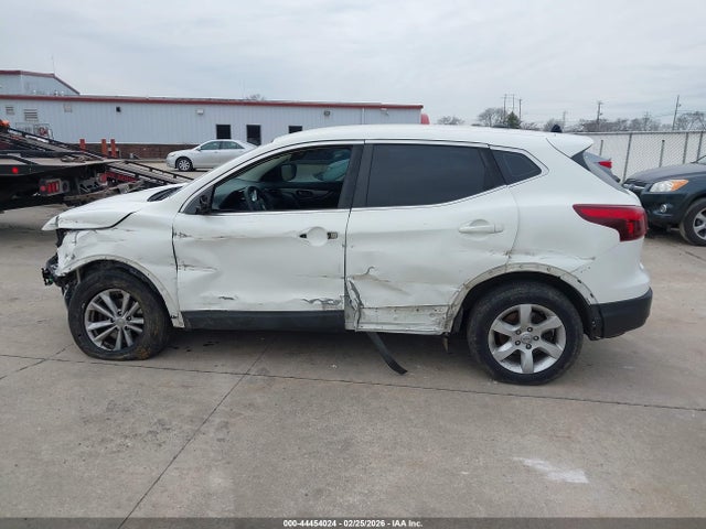 Продажа на аукционе авто 2017 Nissan Rogue Sport S, vin: JN1BJ1CP2HW034652, номер лота: 44454024