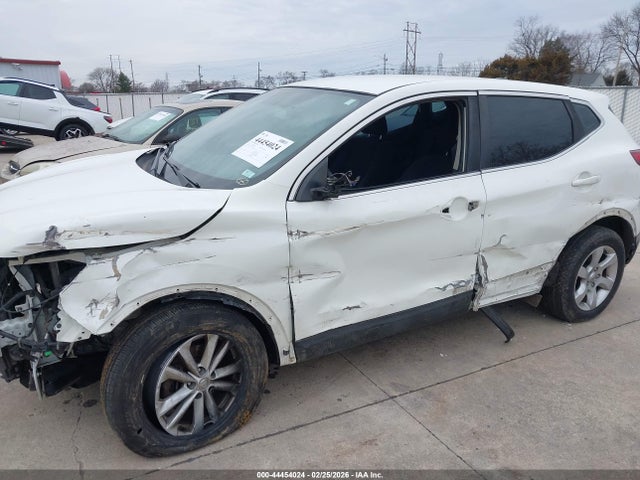 Продажа на аукционе авто 2017 Nissan Rogue Sport S, vin: JN1BJ1CP2HW034652, номер лота: 44454024