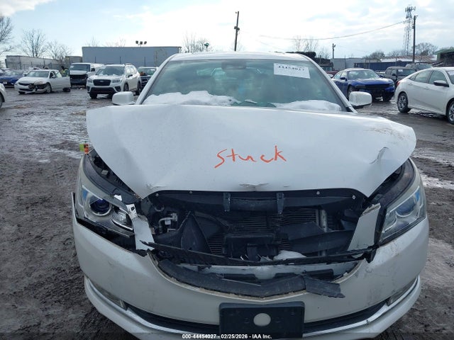 44454027 :رقم المزاد ، 1G4GF5G31FF197692 vin ، 2015 Buick Lacrosse Premium Ii مزاد بيع