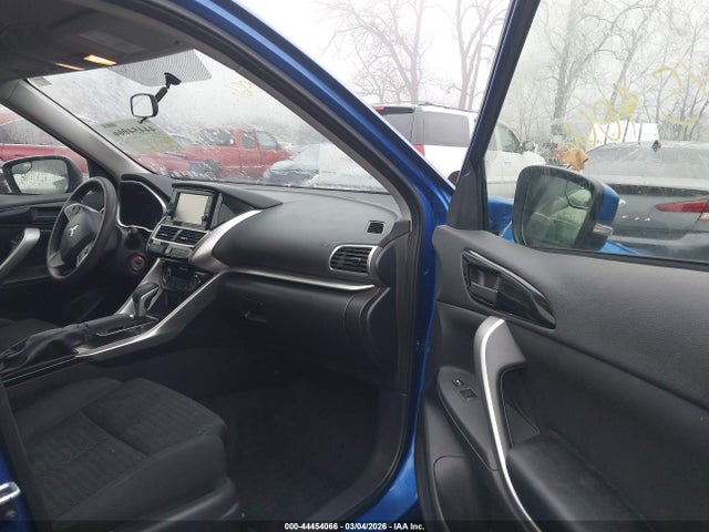 2020 MITSUBISHI ECLIPSE CROSS JA4AS3AA4LZ034850 Photo 4