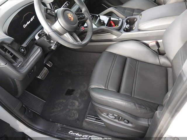 2025 Porsche Cayenne Coupe Turbo Gt მანქანა იყიდება აუქციონზე, vin: WP1BK2AY2SDA49259, აუქციონის ნომერი: 44454071