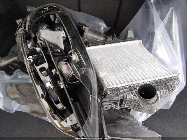 2025 Porsche Cayenne Coupe Turbo Gt მანქანა იყიდება აუქციონზე, vin: WP1BK2AY2SDA49259, აუქციონის ნომერი: 44454071
