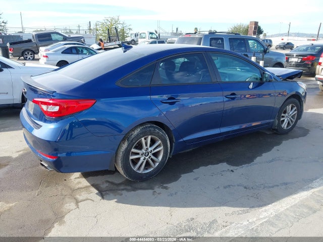 Hyundai SONATA SE 2017 5NPE24AF2HH566489 Image 4