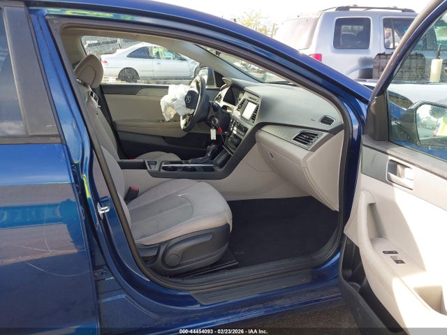 Hyundai SONATA SE 2017 5NPE24AF2HH566489 Image 5