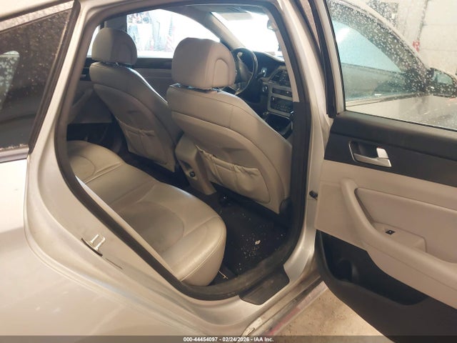 2015 Hyundai Sonata Sport მანქანა იყიდება აუქციონზე, vin: 5NPE34AF7FH118002, აუქციონის ნომერი: 44454097