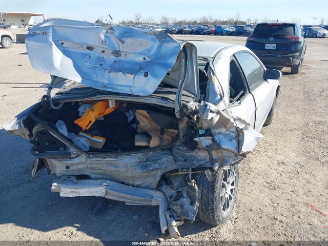 2004 HONDA CIVIC 1HGEM22504L022309 Photo 5