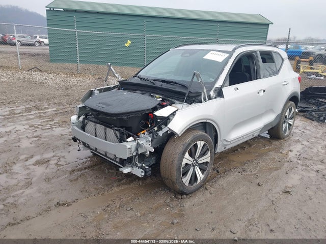 2023 VOLVO XC40 RECHARGE PURE ELECTRIC YV4ED3UL5P2036357 Photo 1