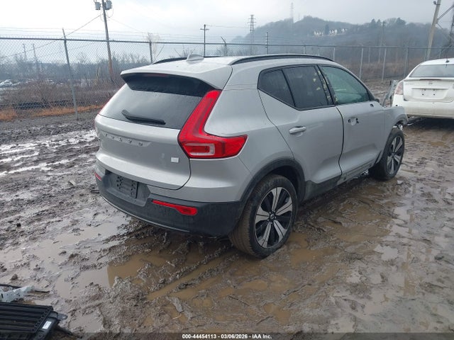 2023 VOLVO XC40 RECHARGE PURE ELECTRIC YV4ED3UL5P2036357 Photo 3