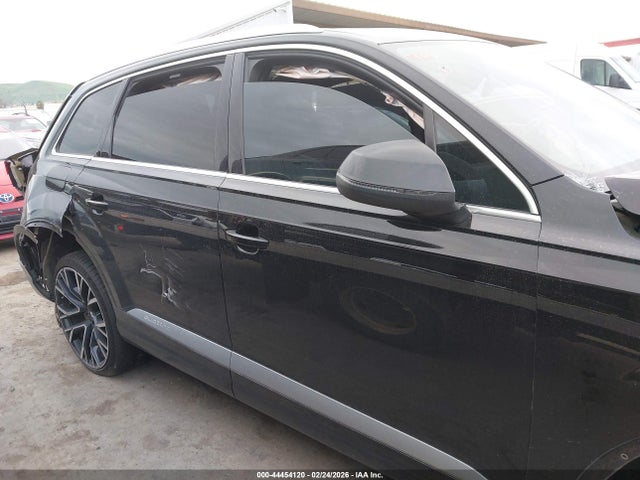 WA1LAAF72HD054824 Audi Q7 3.0t Premium