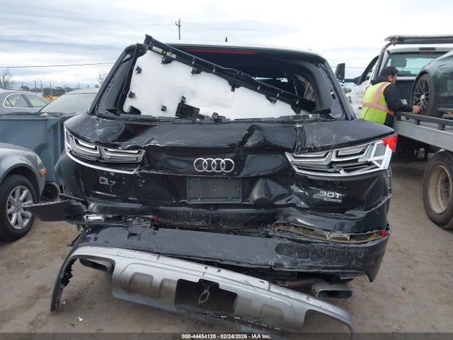 WA1LAAF72HD054824 Audi Q7 3.0t Premium
