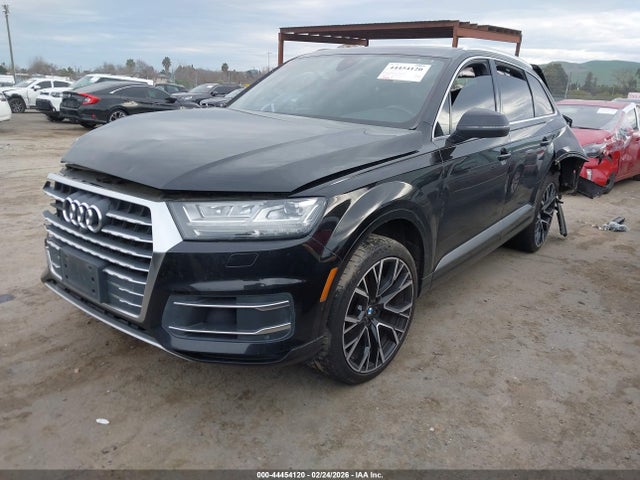 2017 AUDI Q7 WA1LAAF72HD054824 Photo 1