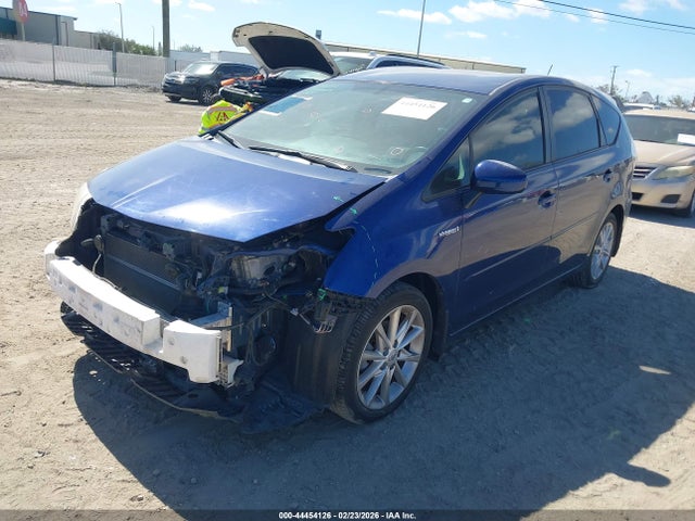 2014 TOYOTA PRIUS V JTDZN3EU3EJ009539 Photo 1