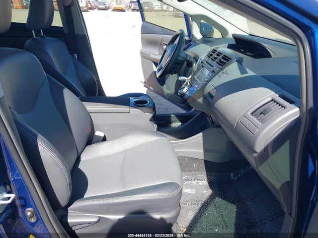 2014 TOYOTA PRIUS V JTDZN3EU3EJ009539 Photo 4