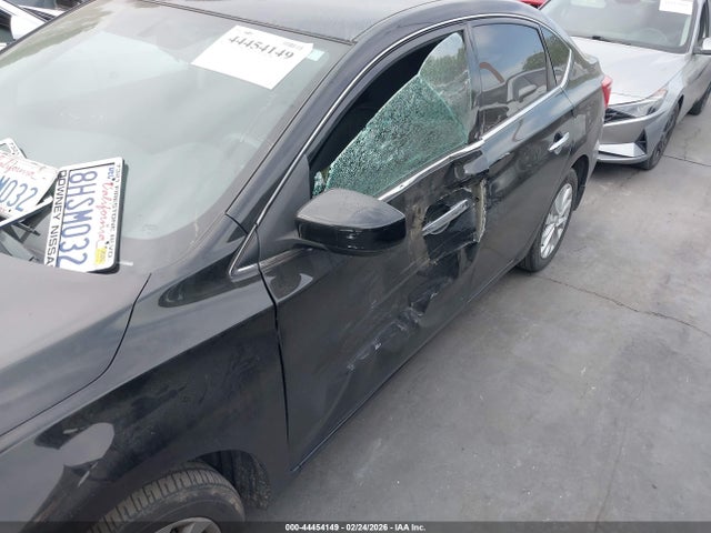 3N1AB7AP7KY235140 Nissan SENTRA SV