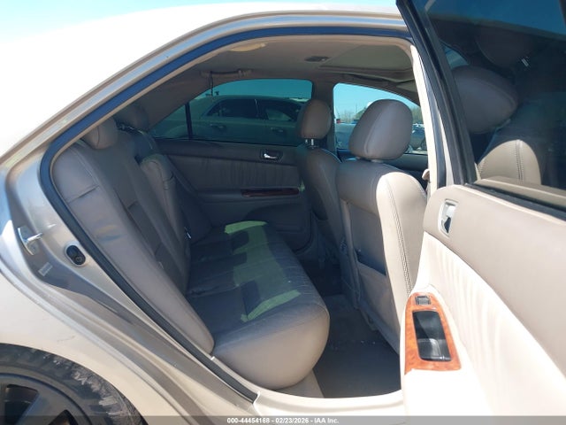 44454168 :رقم المزاد ، 4T1BE32KX3U732266 vin ، 2003 Toyota Camry Xle مزاد بيع