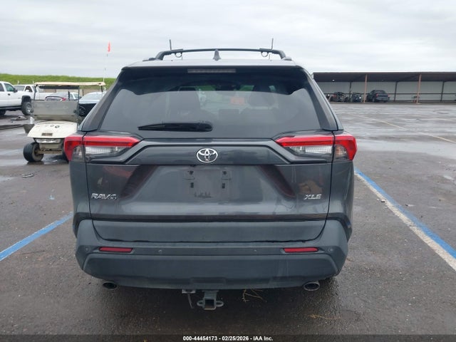 2T3C1RFV4LC067431 Toyota Rav4 Xle Premium