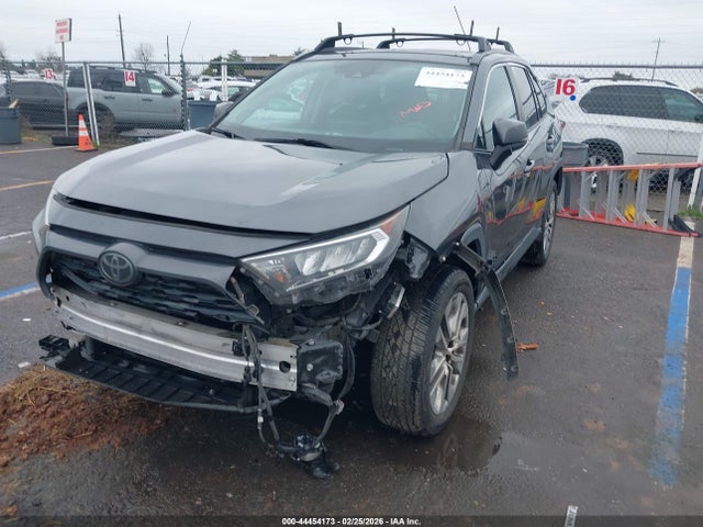 2T3C1RFV4LC067431 Toyota Rav4 Xle Premium