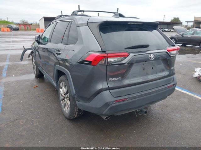 2T3C1RFV4LC067431 Toyota Rav4 Xle Premium