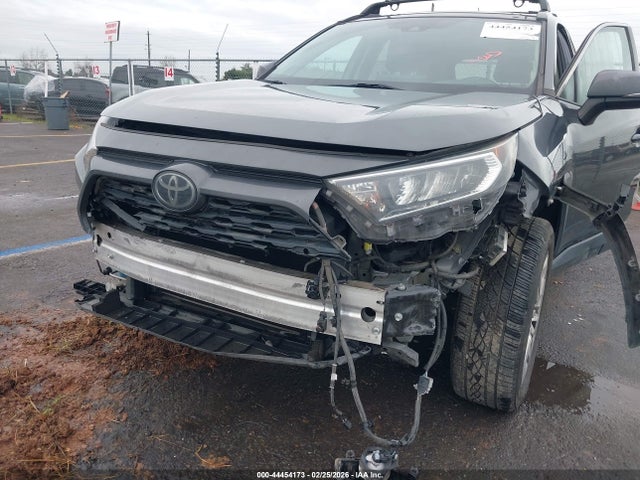 2T3C1RFV4LC067431 Toyota Rav4 Xle Premium