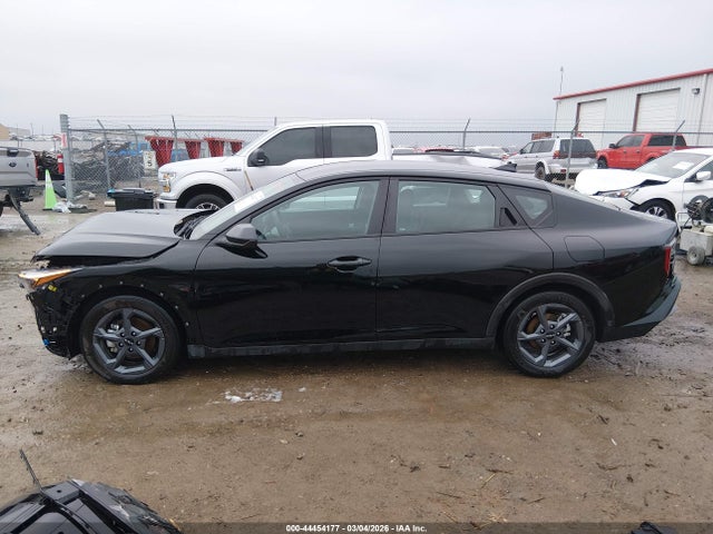 44454177 :رقم المزاد ، 3KPFT4DE9SE209150 vin ، 2025 Kia K4 Lxs مزاد بيع