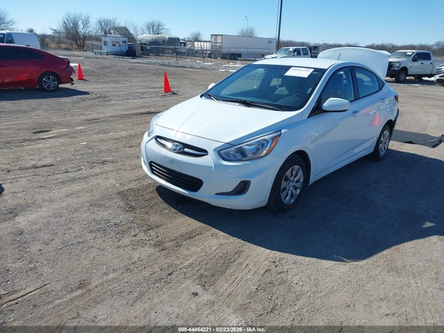 Hyundai ACCENT SE 2016 KMHCT4AE0GU979409 Image 2