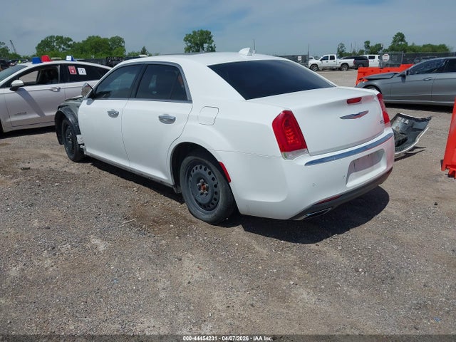 Продажа на аукционе авто 2017 Chrysler 300c, vin: 2C3CCAEG7HH586742, номер лота: 44454231