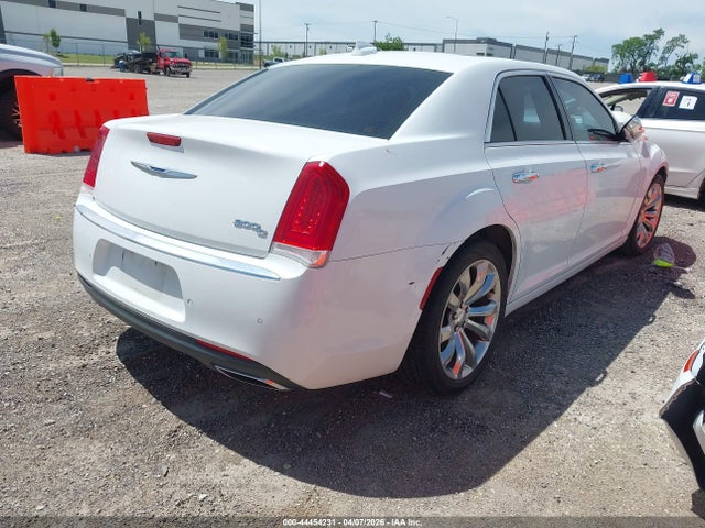 Продажа на аукционе авто 2017 Chrysler 300c, vin: 2C3CCAEG7HH586742, номер лота: 44454231