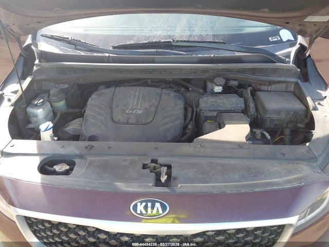 KNDMB5C17H6251295 KIA SEDONA LX