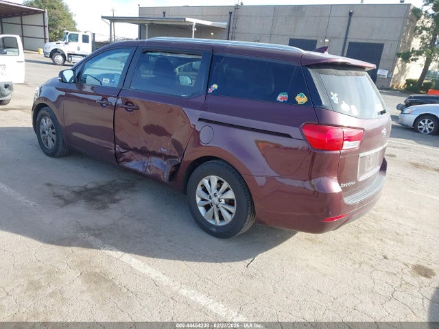 KNDMB5C17H6251295 KIA SEDONA LX