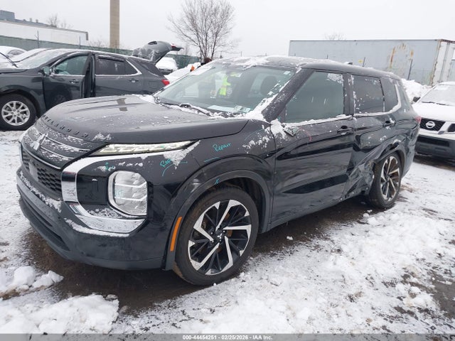 2022 MITSUBISHI OUTLANDER JA4J4TA86NZ037548 Photo 1