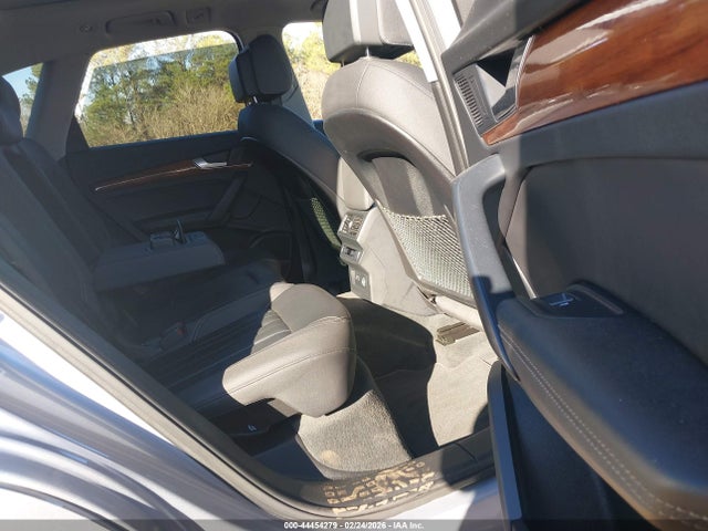 2023 Audi Q5 Premium Plus 45 Tfsi S Line Quattro მანქანა იყიდება აუქციონზე, vin: WA1EAAFY6P2120478, აუქციონის ნომერი: 44454279