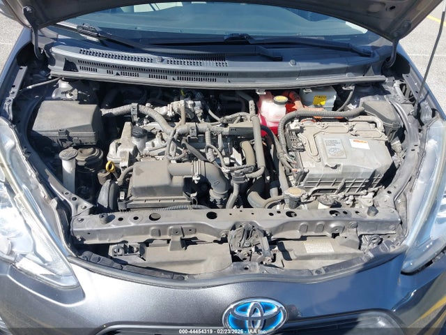 Toyota Prius C One 2015 JTDKDTB35F1101012 Image 10