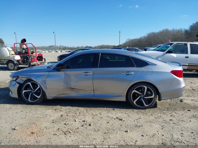 Auction sale of the 2022 Honda Accord Hybrid Sport, vin: 1HGCV3F27NA044248, lot number: 44454321