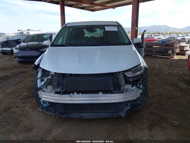 Chrysler Pacifica Hybrid Touring L 2023 2C4RC1L78PR626442 Image 13